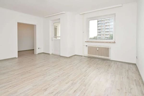 Immobilie in Lübeck - Gut geschnittene, helle 1,5-Zimmerwohnung mit Balkon! - Bild 3