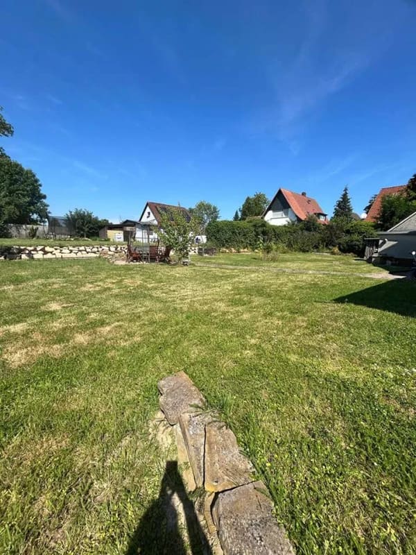 Immobilie in Bückeburg - Ankommen, wohlfühlen und zuhause sein /Großzügiges Familienwohnen mit vermietetem
DG Bückeburg-Röck - Bild 4