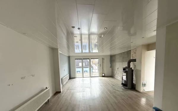 Immobilie in Wörth am Rhein - Wörth: Haus mit Seele, Raum für Ideen und Zukunft: Sonnenterrasse, Kaminwärme und Nebengebäude - Bild 2