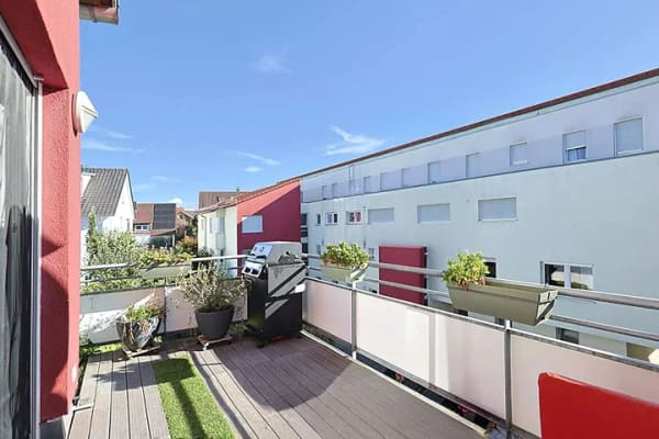 Immobilie in Steinenbronn - Einziehen & wohlfühlen: Modernisierte Wohnung mit hohen Decken und Balkon - Bild 0