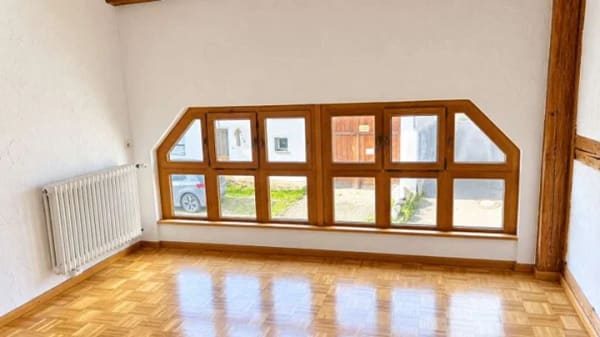 Immobilie in Dietingen - Geräumige 4-Zimmer-Wohnung in einem Kulturdenkmal mit Kfz-Stellplatz - Bild 4