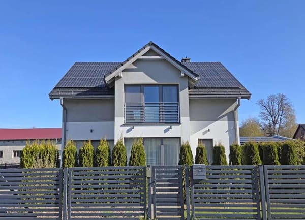 Immobilie in Zirchow - Neuwertiges Effizienzhaus mit PV, Wärmepumpe & Top-Ausstattung - Bild 1