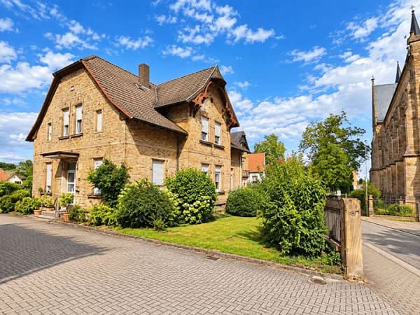 Immobilie in Edenkoben - Zwei Häuser, fünf Einheiten – vielseitiges Immobilienensemble in Edenkoben - Bild 1