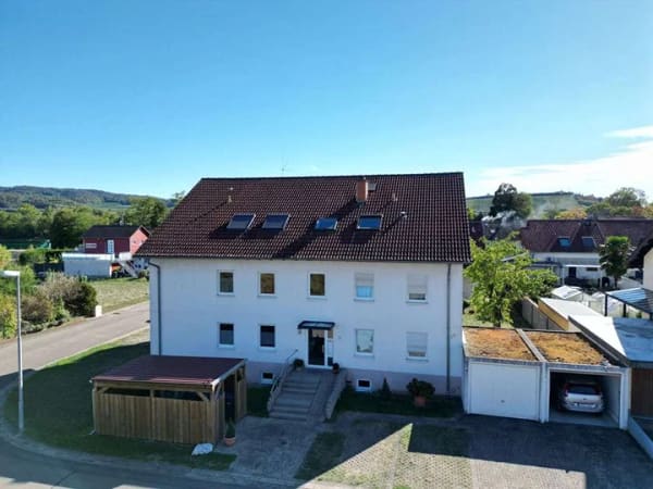 Immobilie in Sasbach am Kaiserstuhl - Sonne satt & sofort einziehen – 4 Zimmer mit großem Balkon! - Bild 2