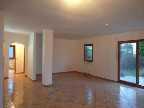 Immobilie in Mosbach - Marko Winter Immobilien-Mosbach-Waldsteige: Freistehendes  Einfamilienhaus mit ausgebautem DG - Bild 2