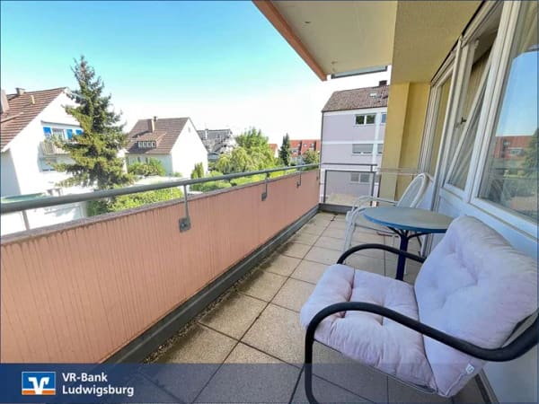 Immobilie in Ludwigsburg - Sofort frei - Schöne Wohnung zum kleinen Preis - Bild 0