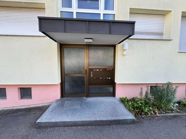 Immobilie in Ludwigsburg - Sofort frei - Schöne Wohnung zum kleinen Preis - Bild 1