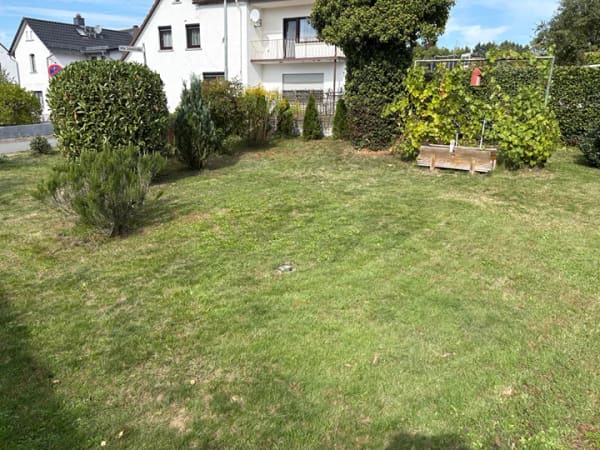 Immobilie in Ehringshausen - !!! 1 Familienhaus mit viel Platz fertig zum Einzug (provisionsfrei) !!! - Bild 1