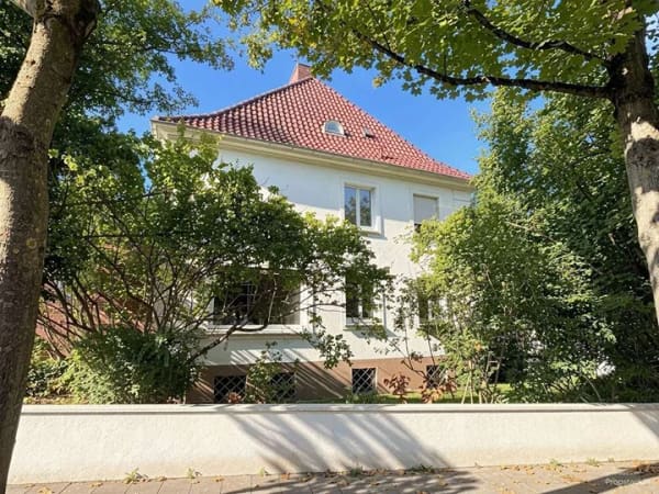 Immobilie in Bünde - Repräsentative Denkmalschutz-Stadtvilla mit Potenzial + Mieteinnahmen,  im Zentrum von Bünde - Bild 2