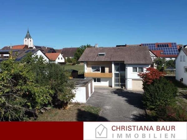 Immobilie in Empfingen - SONNIGE LAGE MIT VIEL PLATZ: 2-Fam.-Haus mit ELW, Empfingen - Bild 0