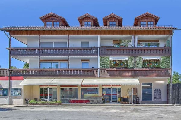 Immobilie in Seefeld - HECHENDORF: MEHRPARTEIENHAUS MIT LADENFLÄCHE - Bild 0
