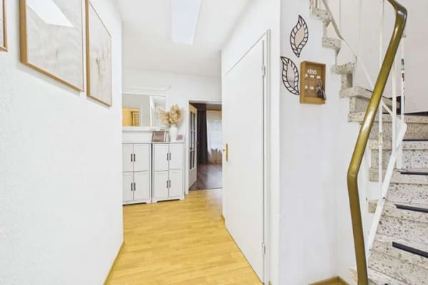 Immobilie in Neuenhaus - Ihr Rückzugsort im Herzen von Veldhausen – ruhig, großzügig & voller Möglichkeiten - Bild 2