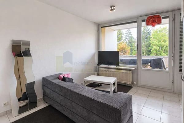 Immobilie in Villingen-Schwenningen - 1,5-Zimmer-Wohnung in VS-Villingen - Kopsbühl mit Balkon und Aufzug – kompakte Kapitalanlage mit son - Bild 1