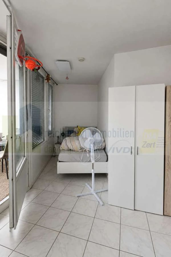 Immobilie in Villingen-Schwenningen - 1,5-Zimmer-Wohnung in VS-Villingen - Kopsbühl mit Balkon und Aufzug – kompakte Kapitalanlage mit son - Bild 3