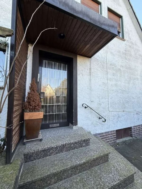 Immobilie in Rheda-Wiedenbrück - Familienhaus mit großem Grundstück/weitere Bebauungsmöglichkeit
(Erbpacht)
*4243 G Wiedenbrück - Bild 4