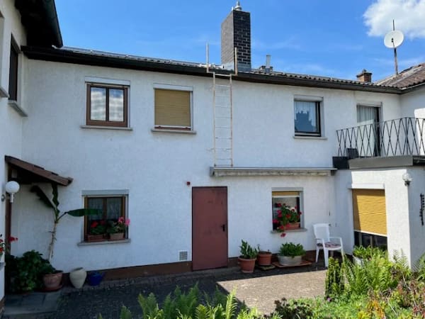 Immobilie in Coburg - Zum Verkauf die Doppelhaushälfte - Vorderhaus - 96450 Coburg, Reichsdanksiedlung - Bild 3