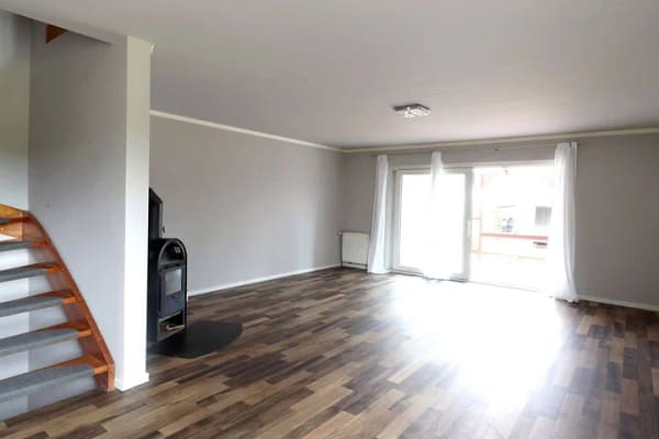 Immobilie in Eschede - Gepflegte Doppelhaushälfte mit Vollkeller, Carport und sonnigem Garten in Eschede - Bild 2
