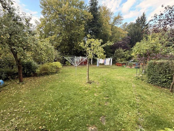 Immobilie in Northeim - Wohnen im Altbaucharme: Dachgeschosswohnung mit ca. 95 m² in begehrter Lage von Northeim - Bild 3