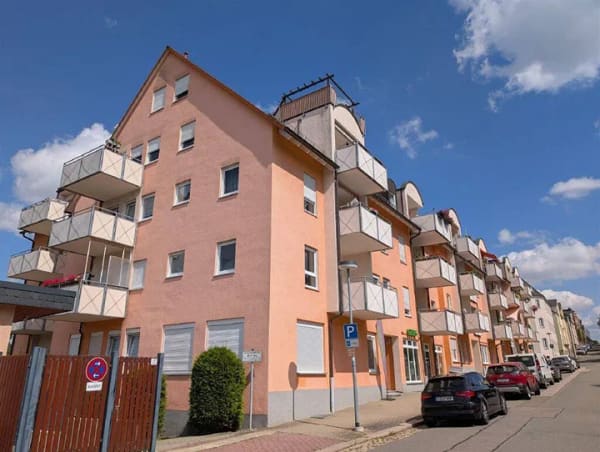 Immobilie in Wilkau-Haßlau - Charmante 2-Raum-Wohnung als gute Kapitalanlage in Wilkau-Haßlau! - Bild 0