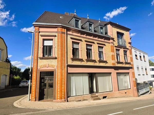 Immobilie in Quierschied - Wohn- und Geschäftshaus mit Charakter, Geschichte und vielseitigen  Nutzungsmöglichkeiten im Herzen von Quierschied  - Bild 1