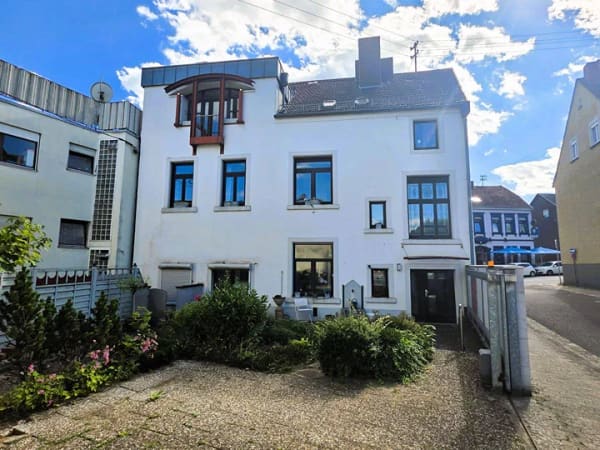 Immobilie in Quierschied - Wohn- und Geschäftshaus mit Charakter, Geschichte und vielseitigen  Nutzungsmöglichkeiten im Herzen von Quierschied  - Bild 2