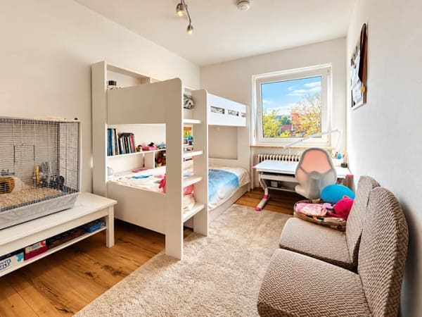 Immobilie in Roding - gepflegte 3-Zimmerwohnung mit Garage und tollem Ausblick - Bild 0
