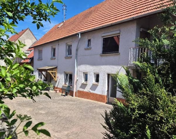 Immobilie in Steinweiler - Großzügiges Anwesen mit vielfältigem Entwicklungspotenzial in Steinweiler - Bild 0
