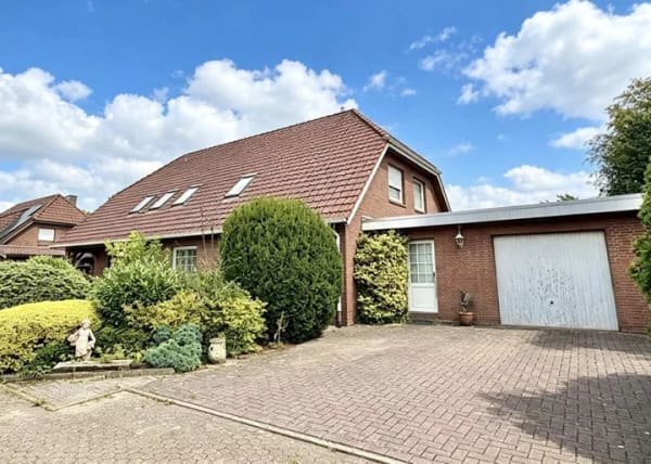 Immobilie in Saterland - Einfamilienhaus freistehend in Saterland (Strücklingen - Strukelje) - Bild 1