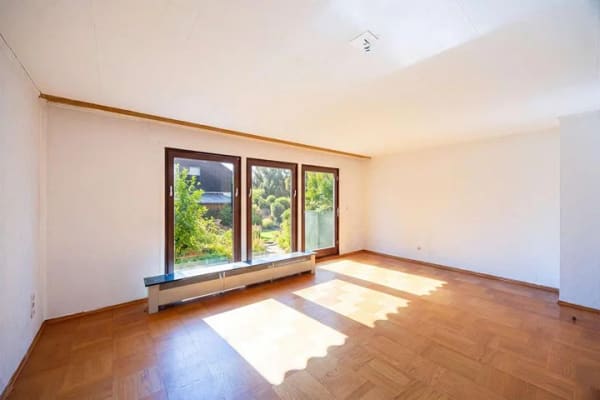 Immobilie in Pliezhausen - Einfamilienhaus freistehend in Pliezhausen - Bild 1