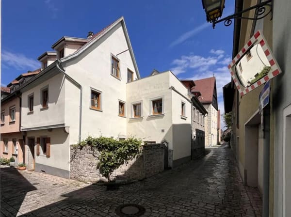 Immobilie in Ochsenfurt - Einfamilienhaus freistehend in Ochsenfurt - Bild 0