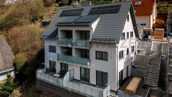 Immobilie in Ottenhöfen im Schwarzwald - Qualitätssiegel Nachhaltiges Gebäude - Neubau Maisonette in Ottenhöfen bei Baden-Baden - Bild 0