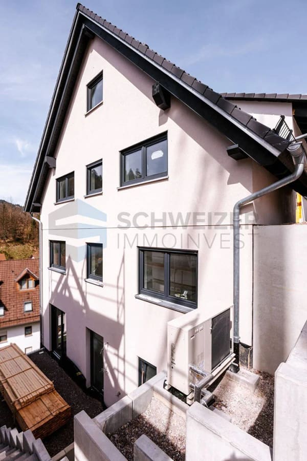 Immobilie in Ottenhöfen im Schwarzwald - Qualitätssiegel Nachhaltiges Gebäude - Neubau Maisonette in Ottenhöfen bei Baden-Baden - Bild 3