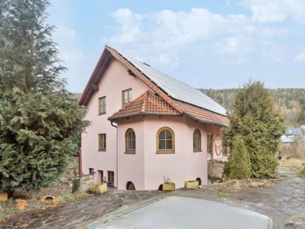 Immobilie in Immendingen - Großzügiges Familienglück mit Pool in Immendingen - Bild 0