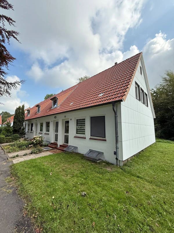 Immobilie in Bredstedt - Kapitalanlage - Reihenhausanlage mit 5 Einheiten – Teilvermietet, Entwicklungspotenzial  - Bild 4