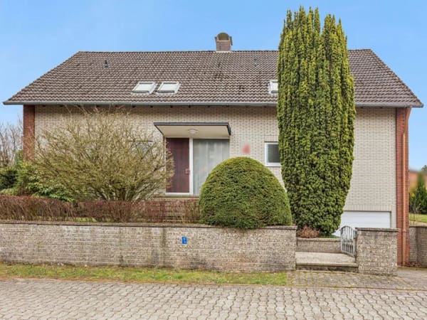 Immobilie in Nienstädt - Platzwunder für die Familie - Schönes Zweifamilienhaus in Nienstädt - Bild 2