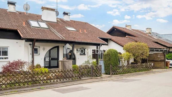Immobilie in Adelzhausen - Großzügige DHH in ruhiger Lage mit Gartenidylle, Terrassen und vielseitig nutzbarem Souterrain - Bild 0