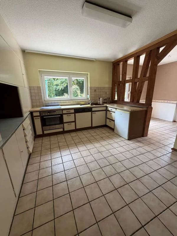 Immobilie in Billigheim - Zweifamilienhaus mit großem Garten und Potenzial - Bild 3