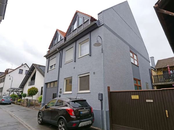 Immobilie in Bodenheim - Mehr als ein Einfamilienhaus – mit separater Wohneinheit & viel Potenzial - Bild 1