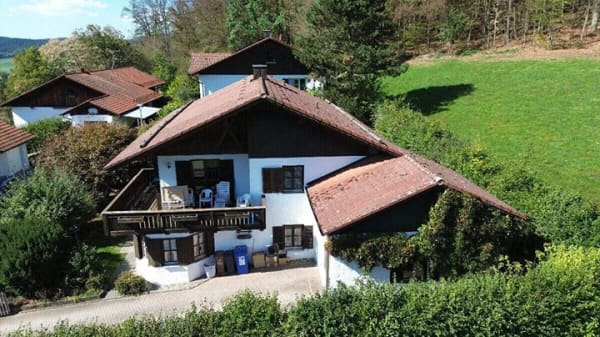 Immobilie in Traitsching - Mit der Natur auf Du und Du! Einfamilienhaus in Waldrandlage in Sattelpeilnstein, südlich von Cham. - Bild 2