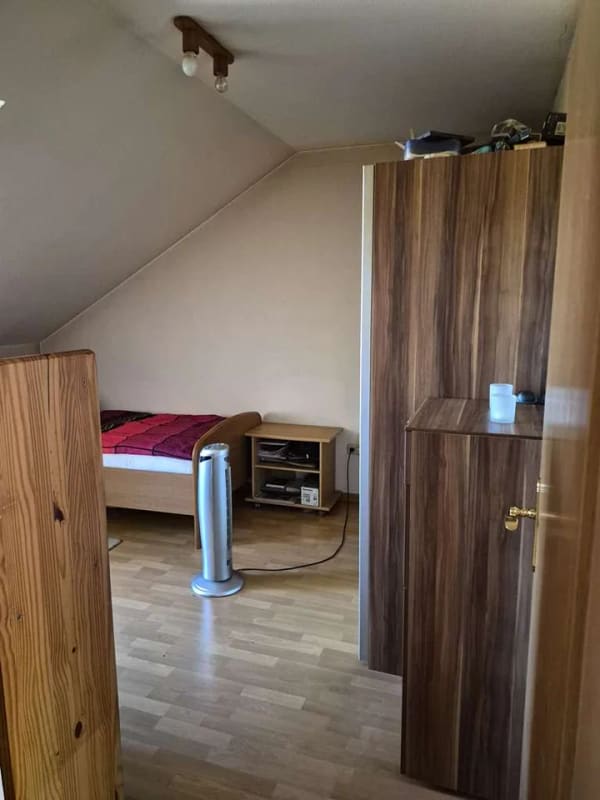 Immobilie in Langweid am Lech - Wohnen mit Charakter: 2-Zimmer-Dachgeschosswohnung in Langweid - Bild 4