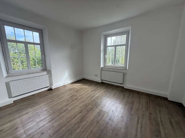 Immobilie in Kindelbrück - freistehende Villa mit 250m² Wfl. 2 Einheiten mögl.), zu verkaufen! - Bild 3