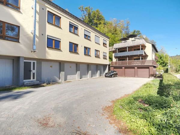 Immobilie in Nagold - Provisionsfrei - Zentrale 4-Zimmer Terrassenwohnung mit 2 Garagen - Bild 0
