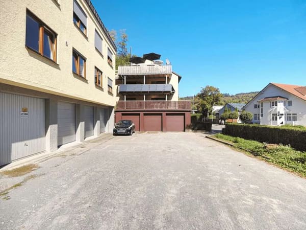 Immobilie in Nagold - Provisionsfrei - Zentrale 4-Zimmer Terrassenwohnung mit 2 Garagen - Bild 1