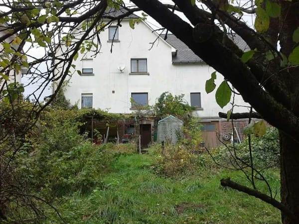 Immobilie in Hardt - solides  Einfamilienhaus mit großem Garten und Garagen  142 m² Wohnfläche in Hardt - Bild 3