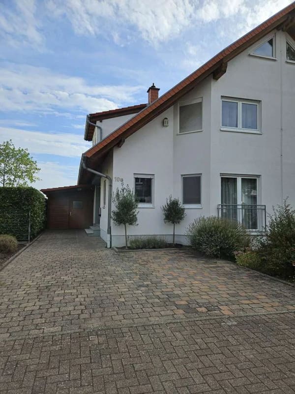 Immobilie in Edesheim - Wohnen am Rebenmeer – Doppelhaushälfte in besonderer Randlage von Edesheim - Bild 1