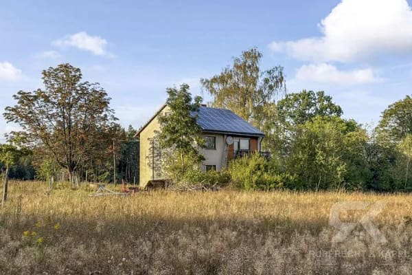 Immobilie in Hohenberg an der Eger - Einfamilienhaus mit großem Potenzial für individuelle Wohnträume in ruhiger Lage in Fohrenlohe - Bild 2