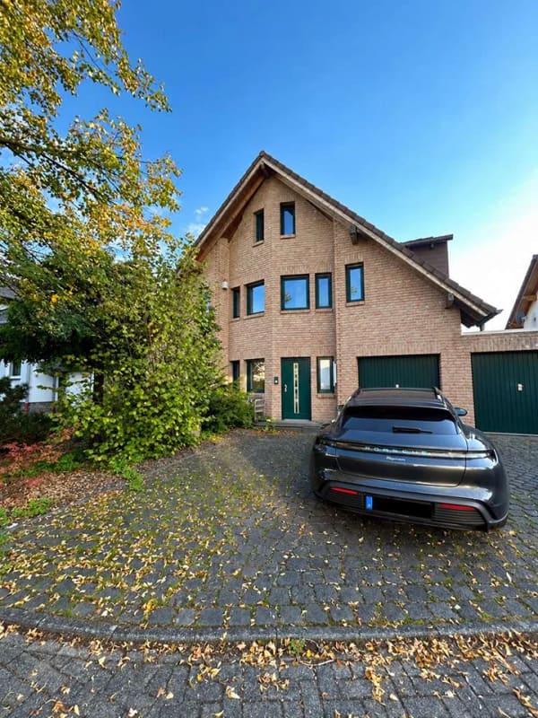 Immobilie in Kaltenengers - Großzügiges Einfamilienhaus mit Doppelgarage, PV-Anlage & weitläufigem Garten - Bild 0