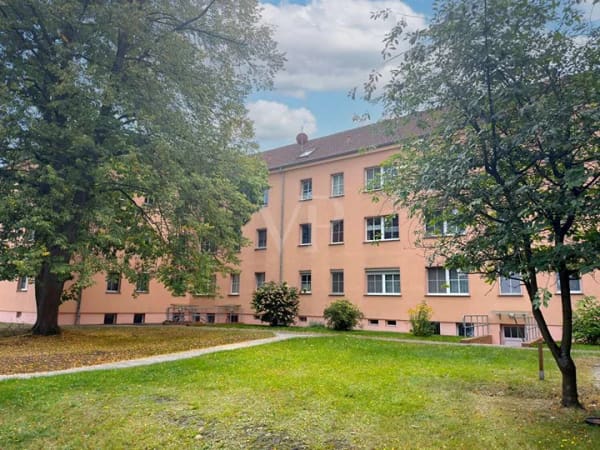 Immobilie in Senftenberg - Zentral wohnen, flexibel leben – gepflegte Eigentumswohnung mit Garage in Senftenberg - Bild 1