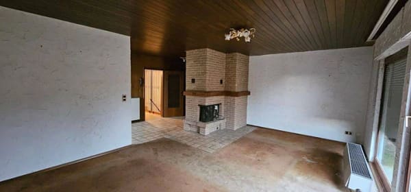 Immobilie in Welden - Bungalow-Charme mit Kamin in Welden: 80m2 Wohnfläche + 80m2 Vollunterkellerung in befestigter Hanglage - Bild 4