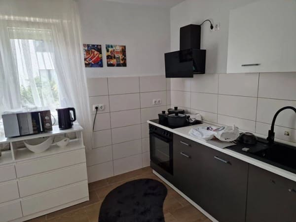 Immobilie in Swisttal - Gepflegtes 5-Zi-Einfamilienhaus mit großem Garten, Kamin, Wintergarten und 2 Garagen! ERBPACHT - Bild 4